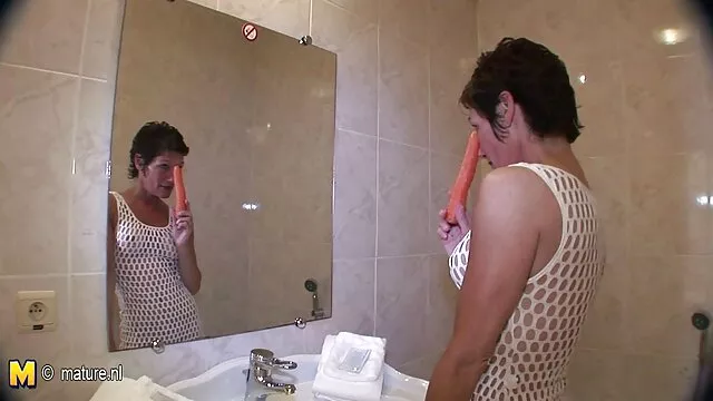 Khiêu dâm, không giấy đăng ký  Khu vườn nhỏ phim xes nhat ban ko che