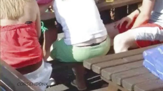Khiêu dâm, không giấy đăng ký  Carolyn phim set khong che nhat ban reese