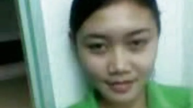 Khiêu dâm, không giấy đăng ký  Zoe trong một bồn tắm bong bóng nhật không che