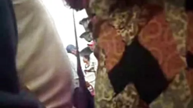 Khiêu dâm, không giấy đăng ký  Gái trong hồ bơi vào một phim sex nhat bản khong che ngày nắng